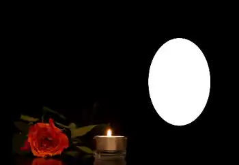 PhotoEffect da categoria Fumo № 194224. Texto na moldura: Memória eterna!